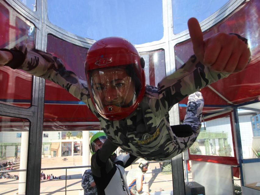 Montpellier: Free fall simulation for an Adult: 2 flights - The Experience: From Start to Thrill