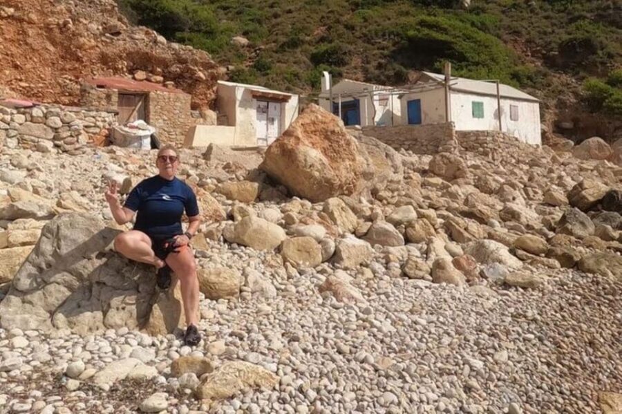 Moraig: Kayak Excursion to Moraig & Cave peces-testos - A Deep Dive into the Moraig Kayak Experience