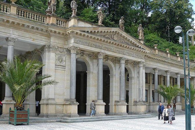 Moser Glassworks and Jan Becher Museum and Karlovy Vary Private Tour from Prague - FAQ