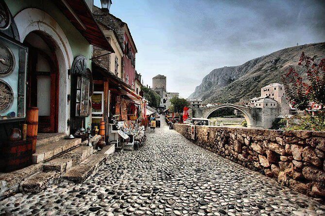 Mostar Private Walking Tour - where East meets West - In-Depth Itinerary Breakdown