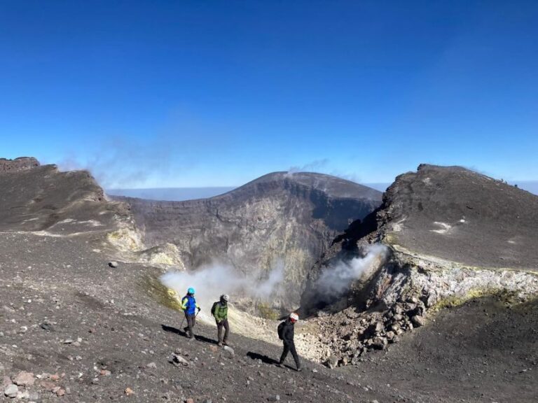 Mount Etna: Top Craters by 4x4 and Trekking Tour - The Full Experience: A Detailed Breakdown