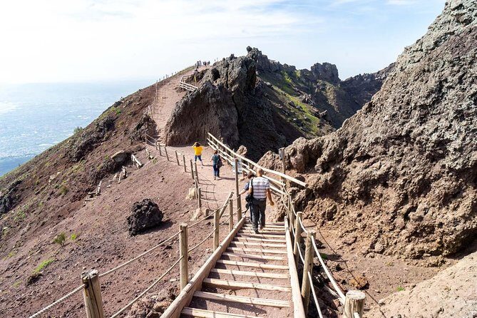 Mount Vesuvius & Wine Tasting with Lunch Private Tour from Amalfi Coast - Frequently Asked Questions