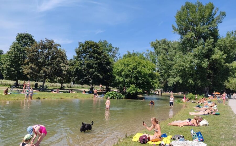 Munich: Mini Classic Bike Tour with Beer Garden Stop at 4 PM - An In-Depth Look at the Tour Experience