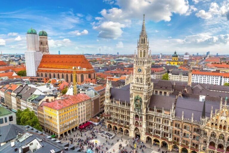 Munich: Old Town & Viktualienmarkt City Walk in German - Who Should Consider This Tour?