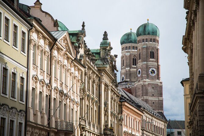 Munich Sightseeing Hopping with traditional delicacies - What Makes This Tour Special