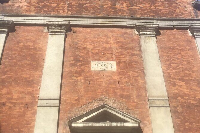 Mysteries of Milan: Uncover the city's lesser-known tales on this audio tour - Why This Tour Fits Certain Travelers