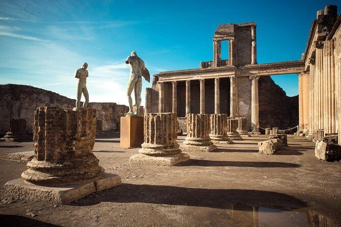 Naples to Praiano transfer via 2 hours in Pompeii (or vice versa) - Who Is This Experience Best For?