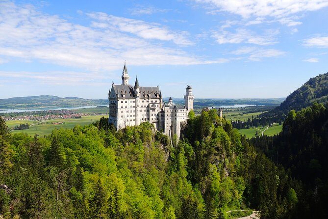 Neuschwanstein Castle and Brewery Tour from Garmisch-Partenkirchen - What Makes This Tour Stand Out