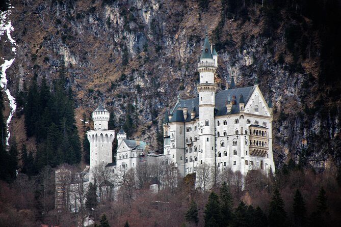 Neuschwanstein Castle and Linderhof Private Tour from Munich - Pricing and Value Analysis