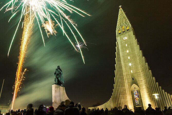 New Year's Eve Reykjavík Cruise - FAQ