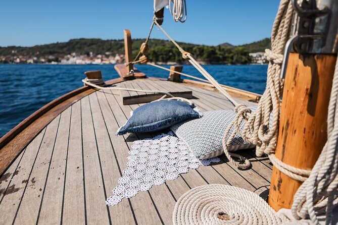 NEW! Zadar Traditional Boat Ride & Old Town Walking Tour by uur - The Practical Details