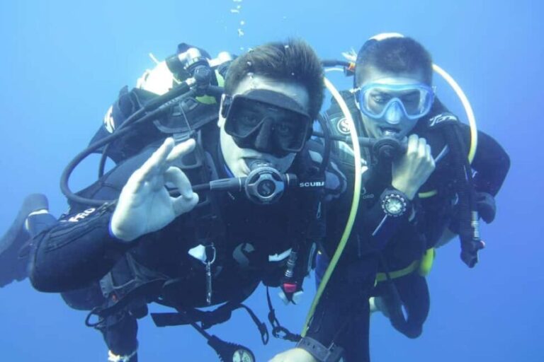 Nice : VIP sea tour with snorkeling & discover scuba - Deep Dive into the Experience