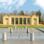 Normandy Guided E-bike tour to Omaha Beach / private tour - Itinerary Breakdown: What to Expect