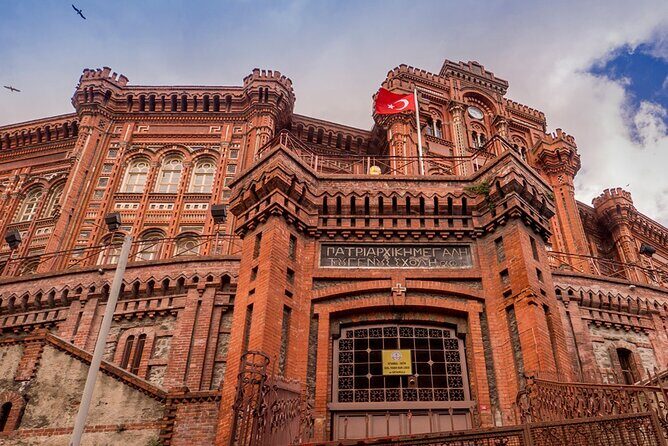 Off Beaten Path of Istanbul: Fener & Balat District Private Guided Tour - Practical Aspects and What to Expect