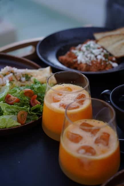 Oia: Retreat Infinity Pool Ticket with Sea and Sunset Views - The Value & Pricing