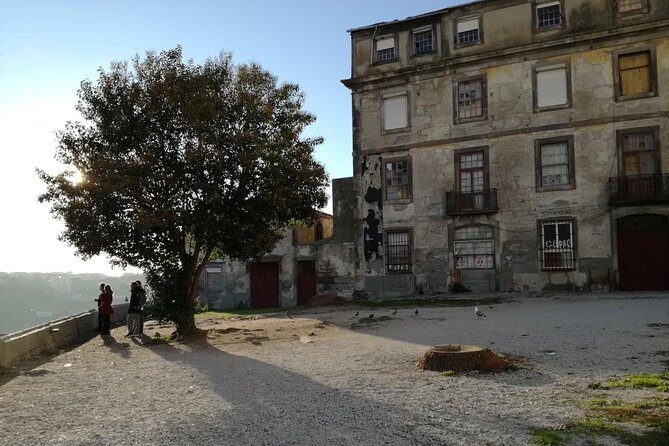 Old Jewish Quarters Private Walking Tour - What to Expect from the Tour