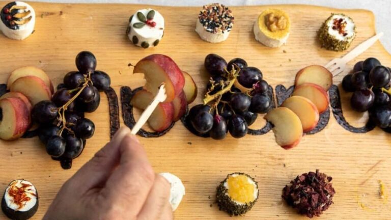 Oliena: Goat Cheese Tasting - What to Expect from the Tour