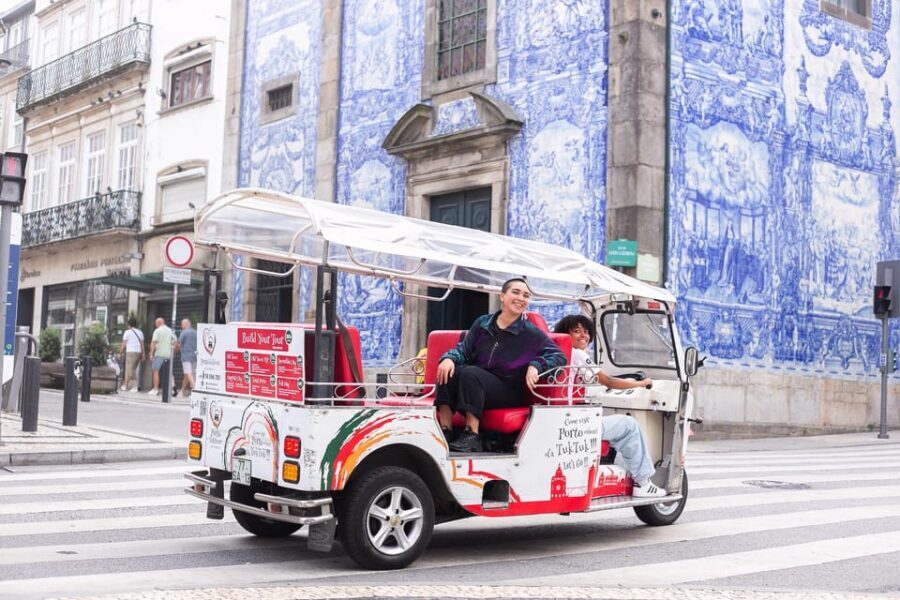 Oporto Tuk-Tuk Tour: Fast, Fun & Flexible 1H to Full Day! - The Route & Key Attractions