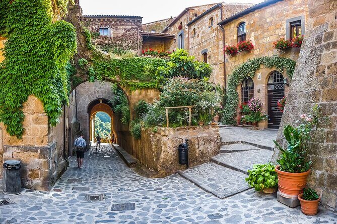 Orvieto e Civita di Bagnoregio: full-day tour from Rome - FAQ