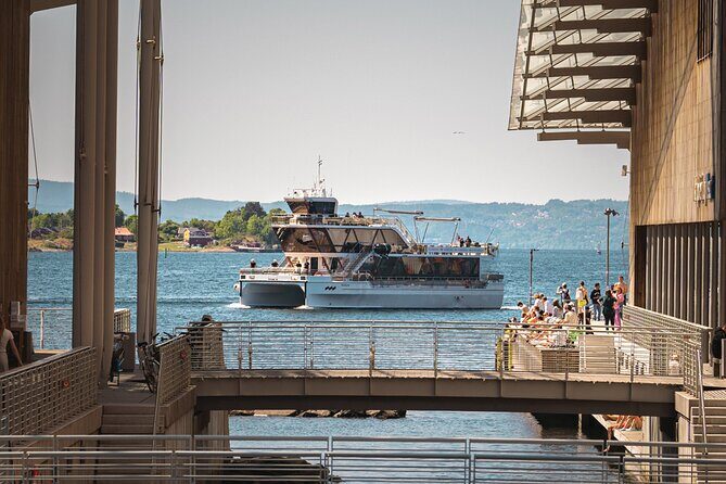 Oslo Fjord Brunch & Bubbles Cruise - The Views and the Atmosphere