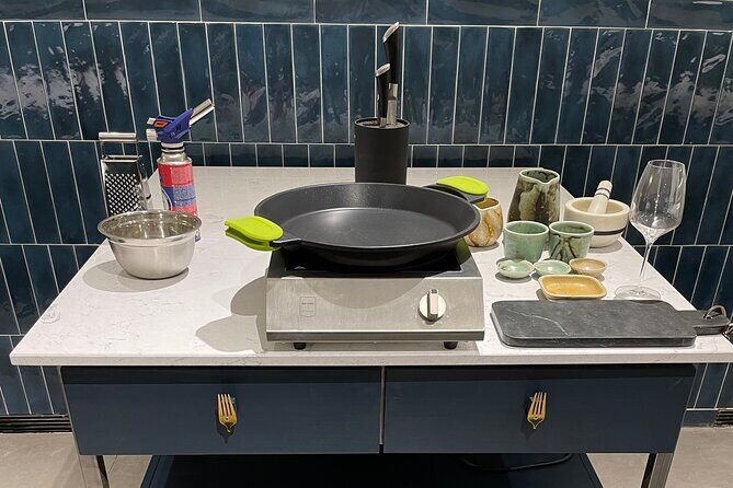 Paella Cooking Class in Madrid with Bottomless Wine Pairing - The Itinerary—What’s on the Menu?