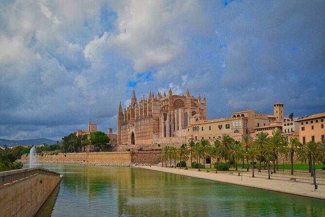 Palma de Mallorca with Cathedral Private Walking Tour - The Itinerary Explained