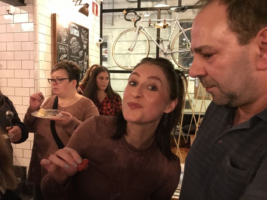 Palma Old Town Tour - The Journey Through Winding Streets and Hidden Alleys