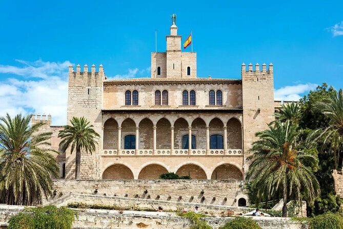Palma tours with Cathedral and Valldemossa options - Who is this tour best suited for?