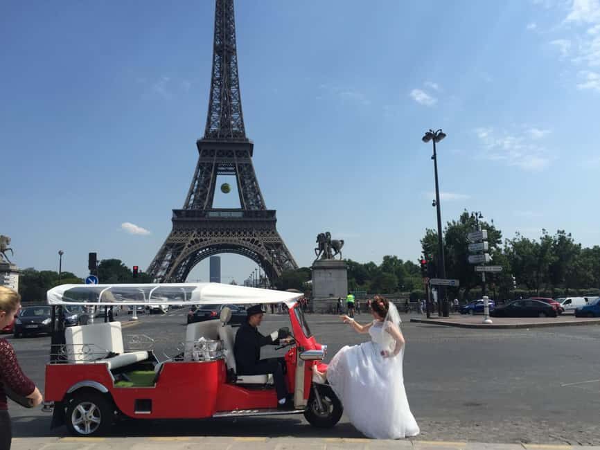Paris by tuk-tuk: 2-hour Private Tour of Iconic City Landmarks - The Itinerary: A Well-Paced Glimpse of Paris