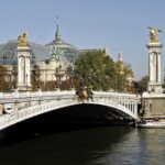 Paris Capitaine Fracasse 3 Course Seine River Dinner Cruise - The Real-World Experience: Authentic Insights from Travelers