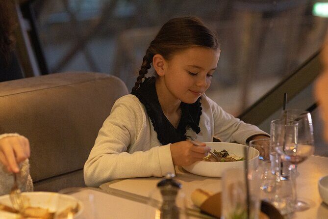 Paris Early Evening Dinner at Eiffel Tower's Madame Brasserie - Dining at Madame Brasserie