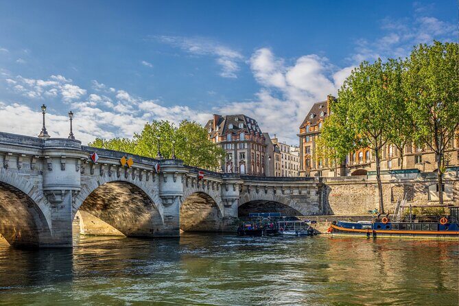 Paris Historic Islands Walk: Seine, Notre Dame & Louvre Views - Final Thoughts: Who Will Love This Tour?