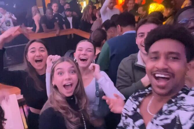 Paris International Pub Crawl with Free Shots & Fun Games - Who Will Love This Experience?