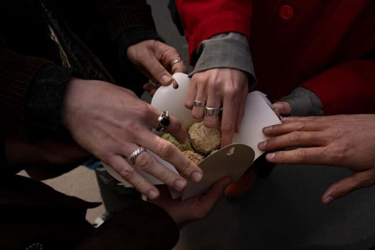 Paris : Pastries & Tragedies - A sweet tour of Montmartre - The Pastry Tasting Experience