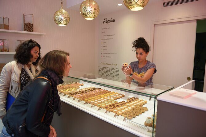 Paris South Montmartre Gourmet French Flavors Tasting Food Tour - A Deep Dive into the Montmartre Food Tour