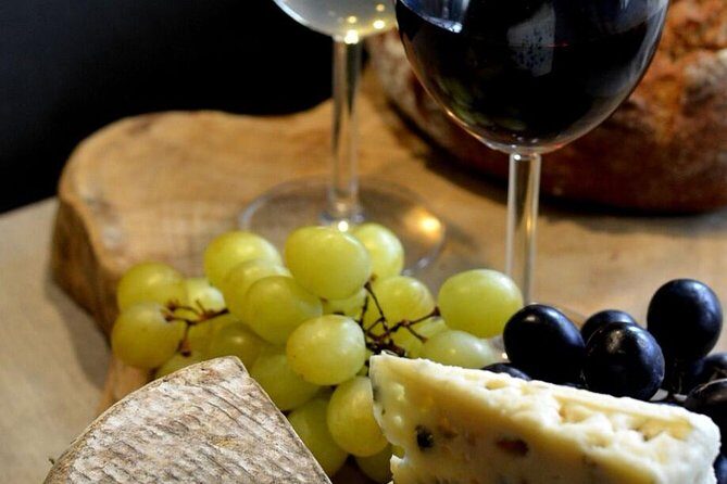 Paris Wine with Cheese Pairing & Tasting Small Group Class - Who is This Tour Best For?