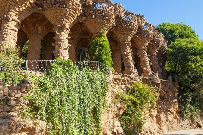 Park Guell Gaudi's Wonder Guided Tour Max 6 People Group - Who Will Love This Tour?