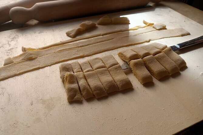 Pasta Cooking Class in Rome: Make Fettuccine & Tiramisu with Wine - Authenticity & Review Highlights