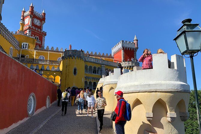 Pena Palace and Park and Vila de Sintra Private Half Day Tour - In-Depth Look at the Itinerary