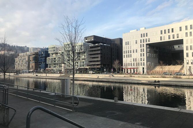 Personalized discovery of the Confluence district - Who will love this tour?