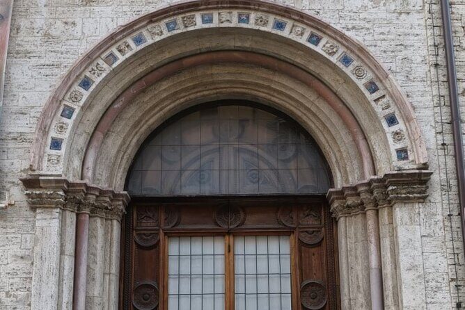 Perugia Scavenger Hunt and Sights Self-Guided Tour - Who Should Consider This Tour?