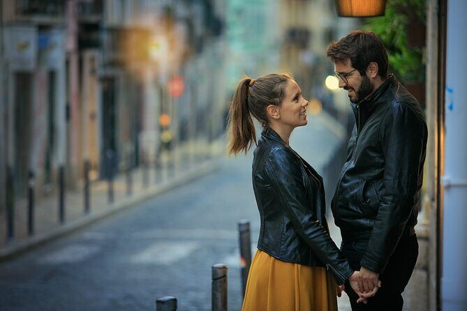 Photoshoot with a professional photographer in Lisbon - Who Will Love This Tour?