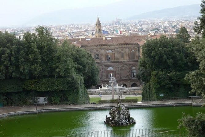 Pitti Palace and Boboli Gardens Private Tour - The Palazzo Pitti: Art, Architecture, and Royalty
