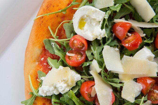 Pizza Making + Wine Tasting in a Tuscan Vineyard (4-Course Meal) - Who Will Love This Tour?