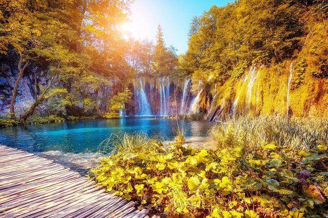 Plitvice Lakes Guided tour with Entrance ticket included - Exploring Plitvice Lakes National Park