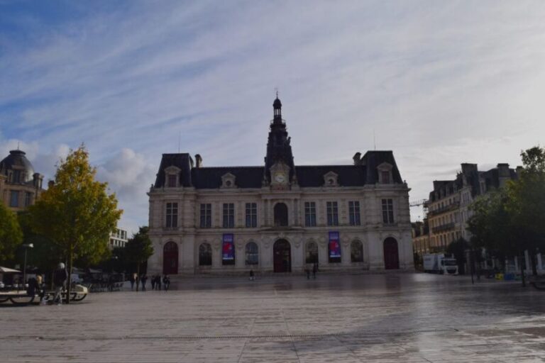 Poitiers : Napoleon III's Walking Tour - What Makes This Tour Special