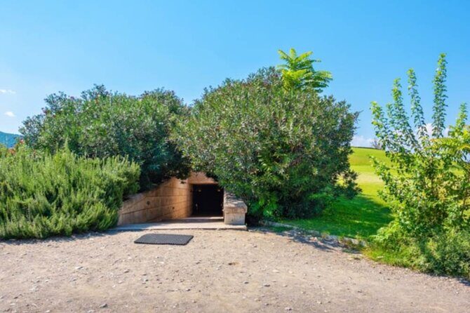 Polycentric Museum & Aigai Royal Graves E-ticket with Audio Guide - The Sum Up