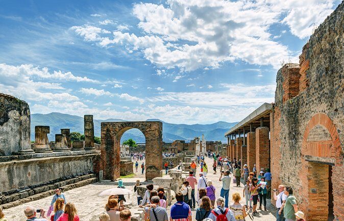 Pompeii and Herculaneum led by an Archaeologist with private transport - Who Will Love This Tour?