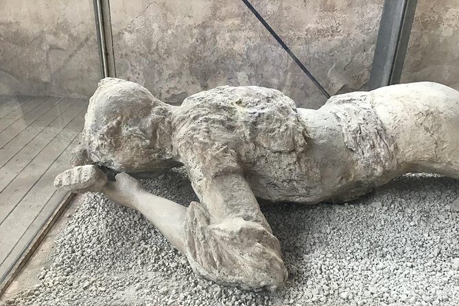 Pompeii and Herculaneum with archaeologist, small group of 10!!! - Who Will Love This Tour?