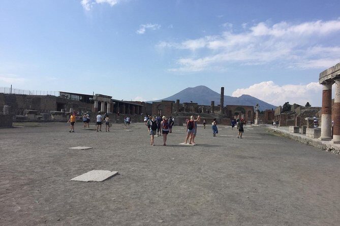 Pompeii and Sorrento Day Trip from Naples - FAQ